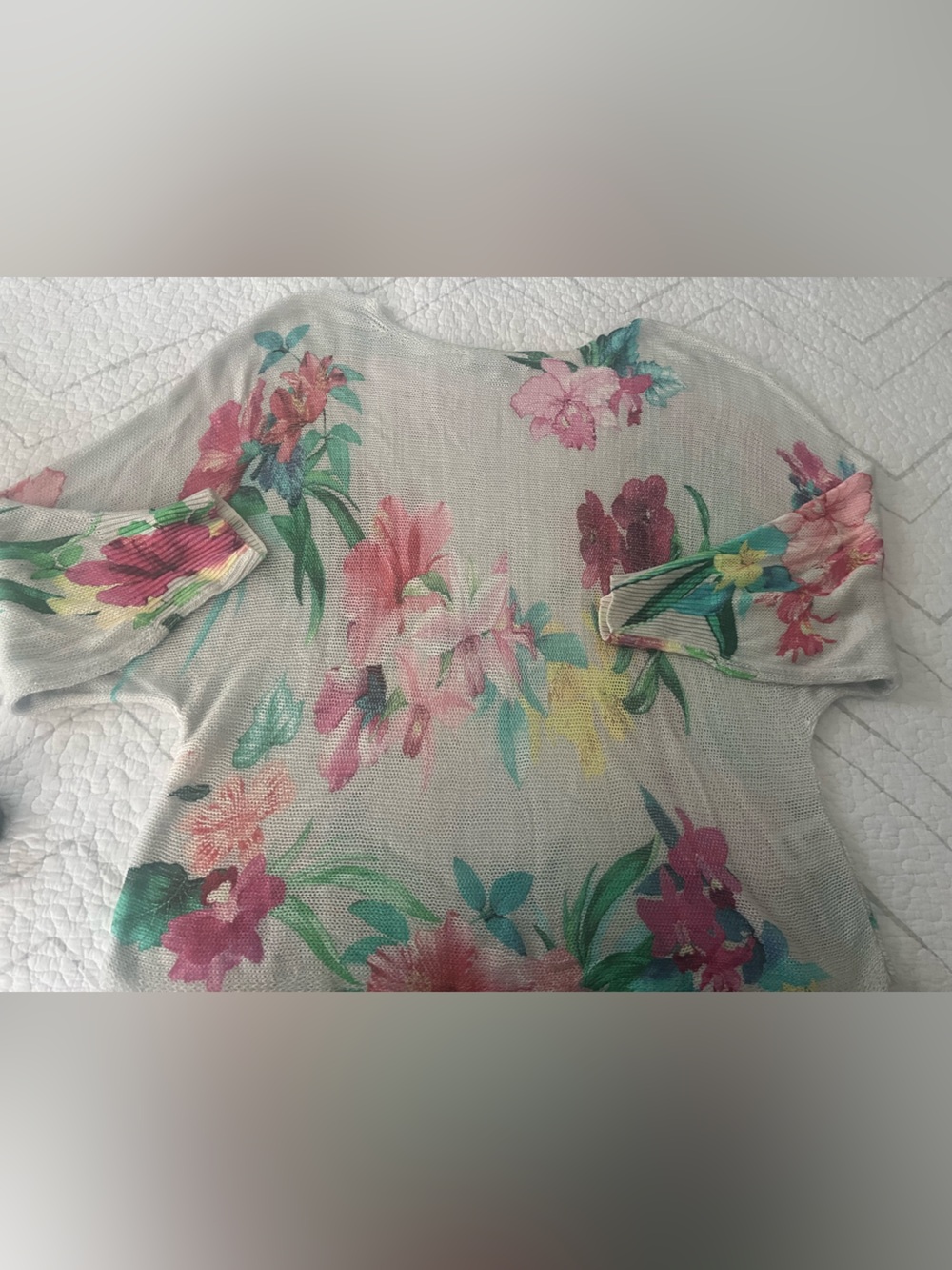 Tommy Bahama Legacy Dolman Sleeve, Relaxed fit Lightweight Sweater Size Medium - Picture 5 of 11